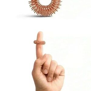 Saje relax-o-ring in box. B5